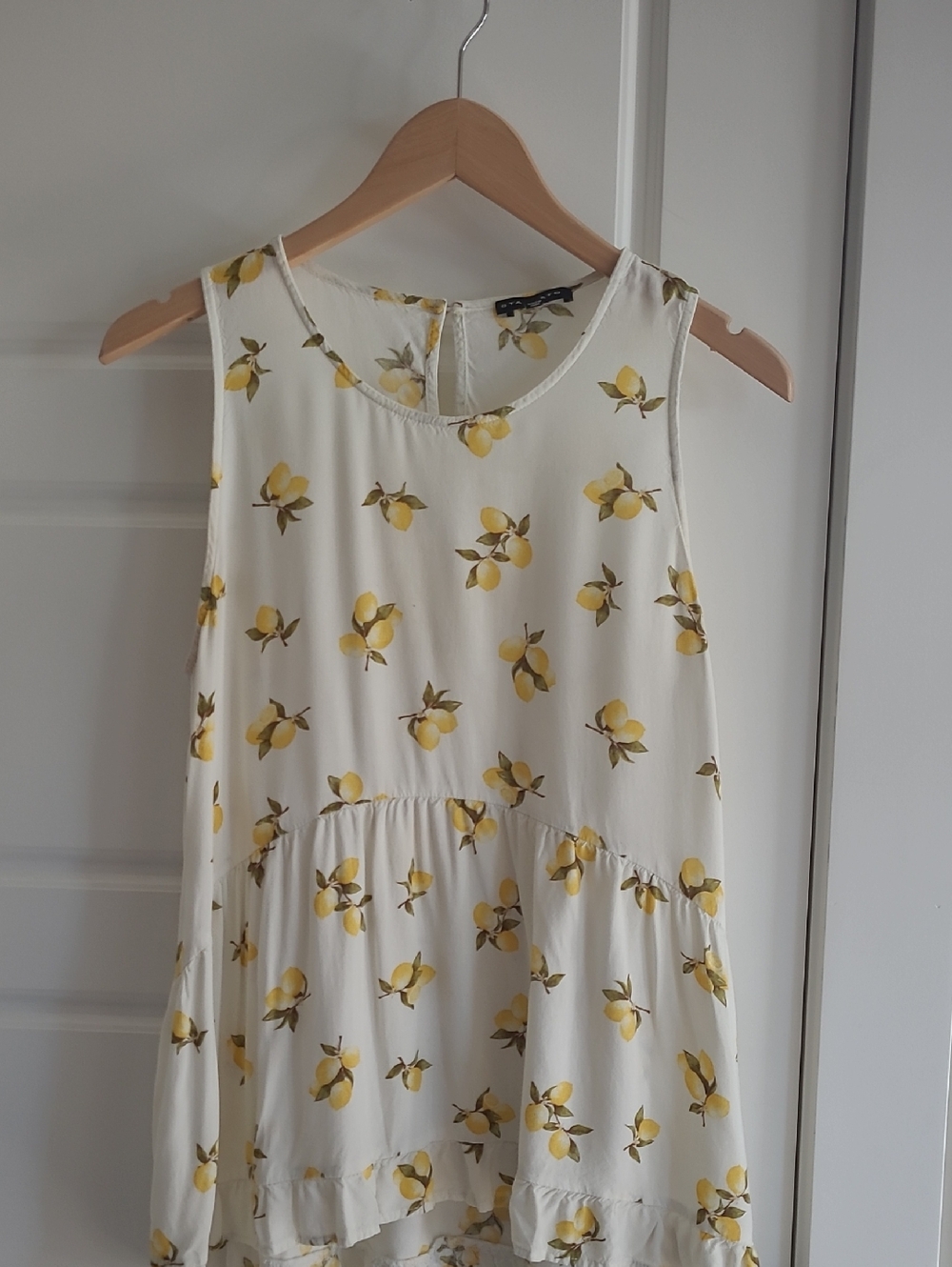 Staccato Swing Top. Size M
